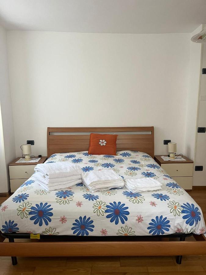 Apartamento Casa Romy Rovere della Luna Exterior foto